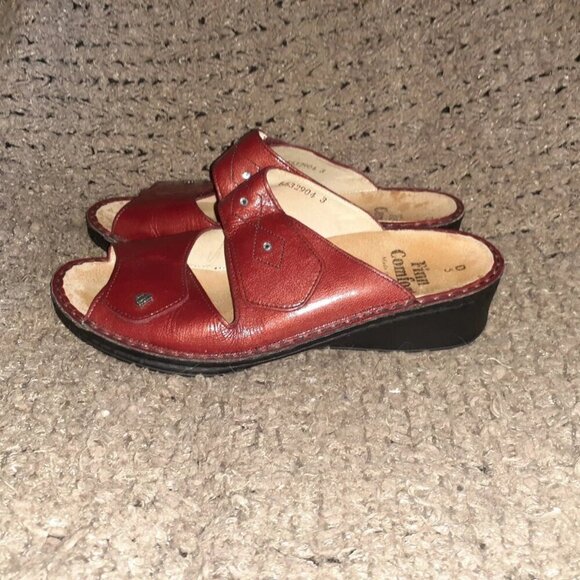 FINN COMFORT-Red Patent Leather Rhinestone Slides-Sz 5D-7 US-Excellent - Picture 2 of 7
